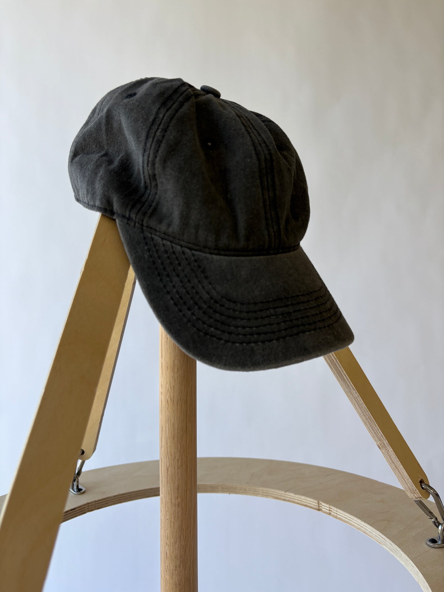 Rack-A-Hat — The Elevated Backyard Game